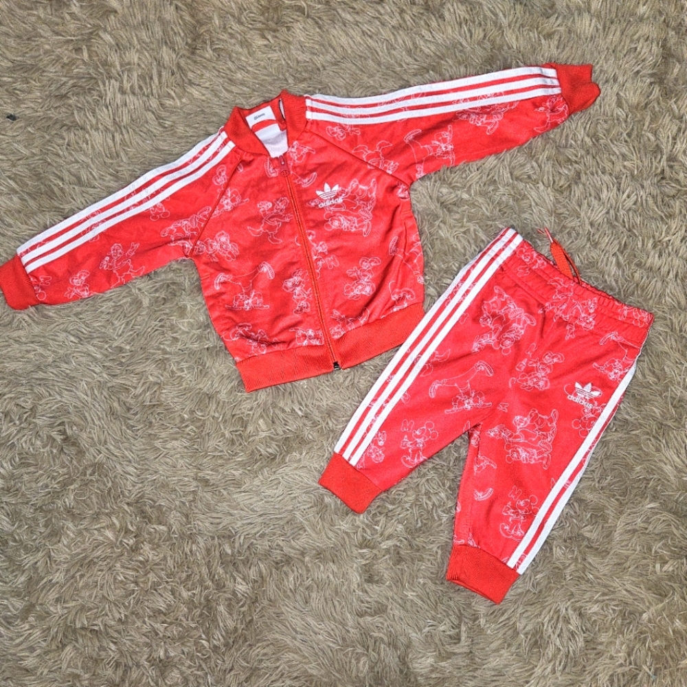 Disney-Adidas jogger